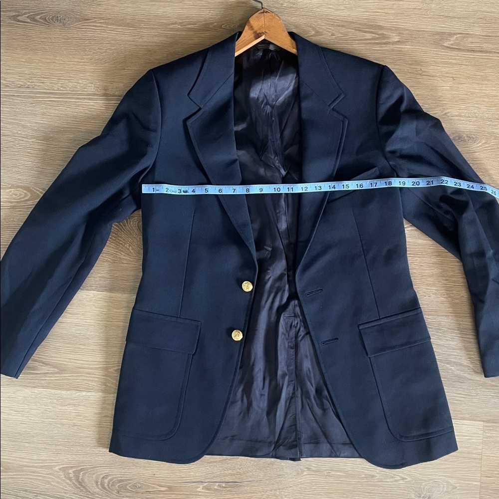 GANT Men’s Tailored Dark Blue Club Blazer with Gold Accents Size 37R MADE IN USA
